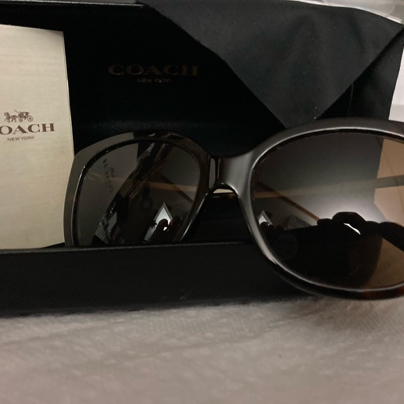 Coach cat eye sunglasses - Picture 8 of 10